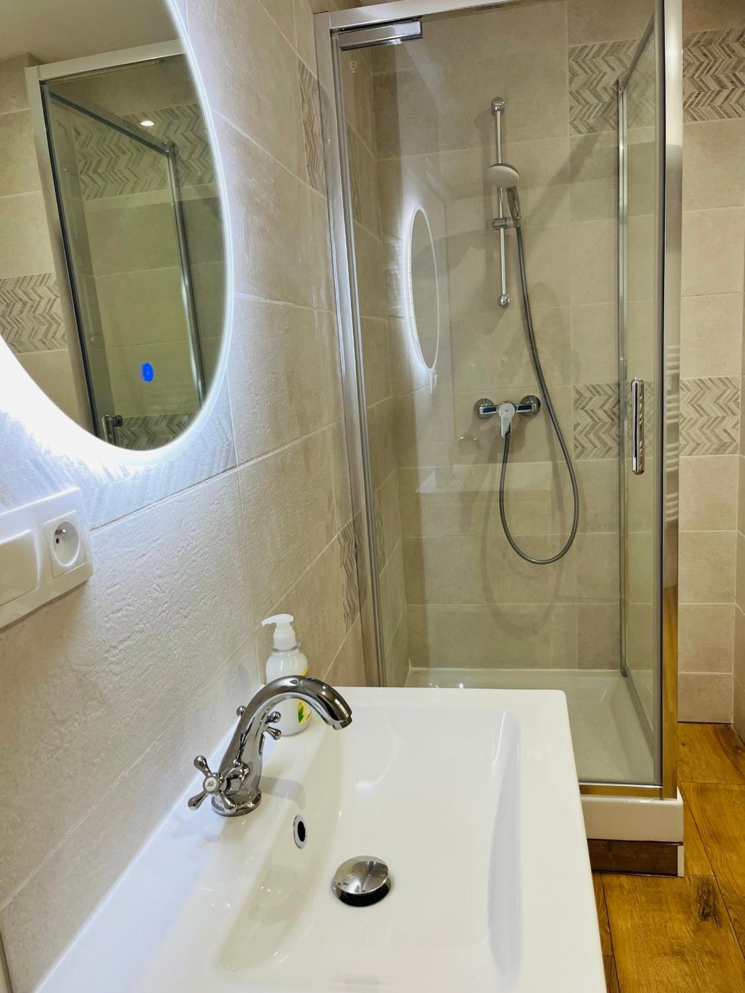 Logements 6 Pers A 15 Minutes D Angers Corne Bagian luar foto